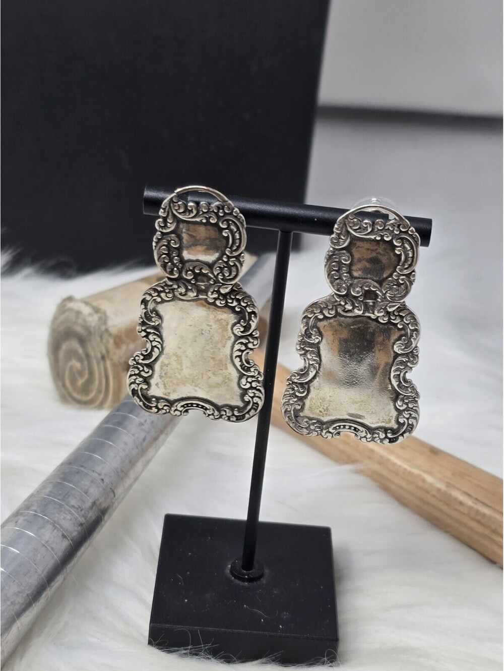 Vintage T Foree 925 Sterling Silver Repousse Drop Earrings